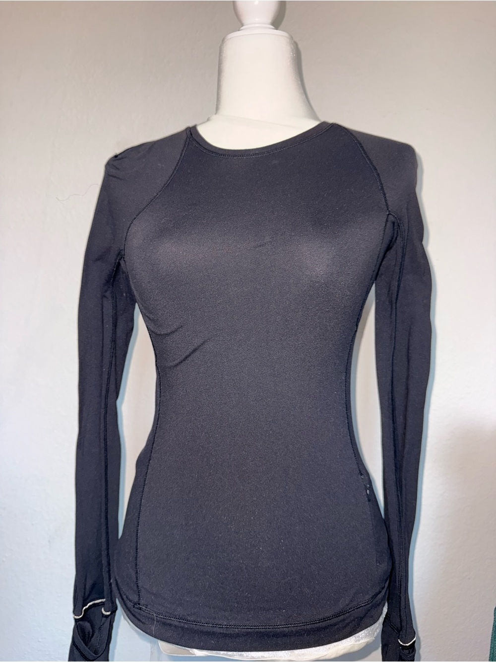 154. Lululemon It's Rulu Classic-Fit Long-Sleeve Shirt size 2
